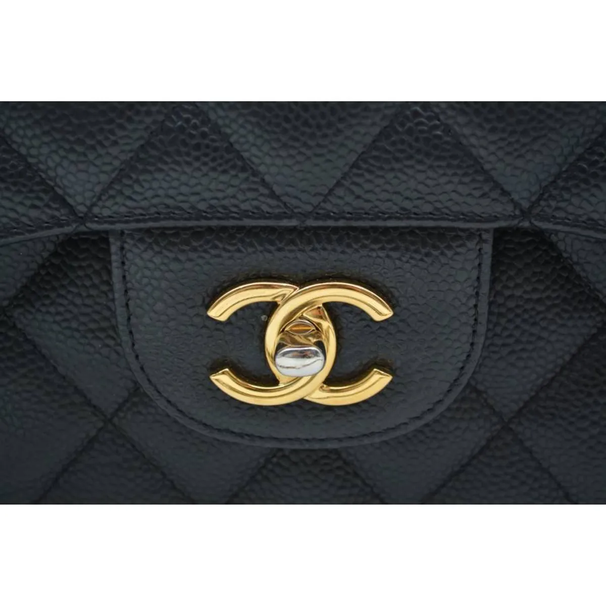 CHANEL CLASSIC DOUBLE FLAP CAVIAR LEATHER BAG